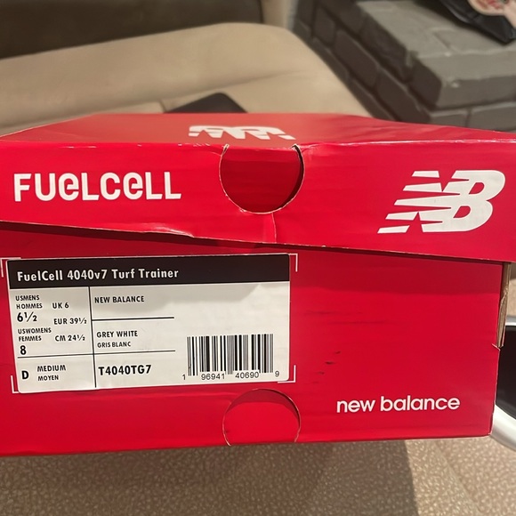 NWT New Balance Grey/White Turf Trailer Sz(6 1/2) - Picture 6 of 6